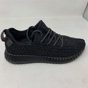 Yeezy pirate black 350